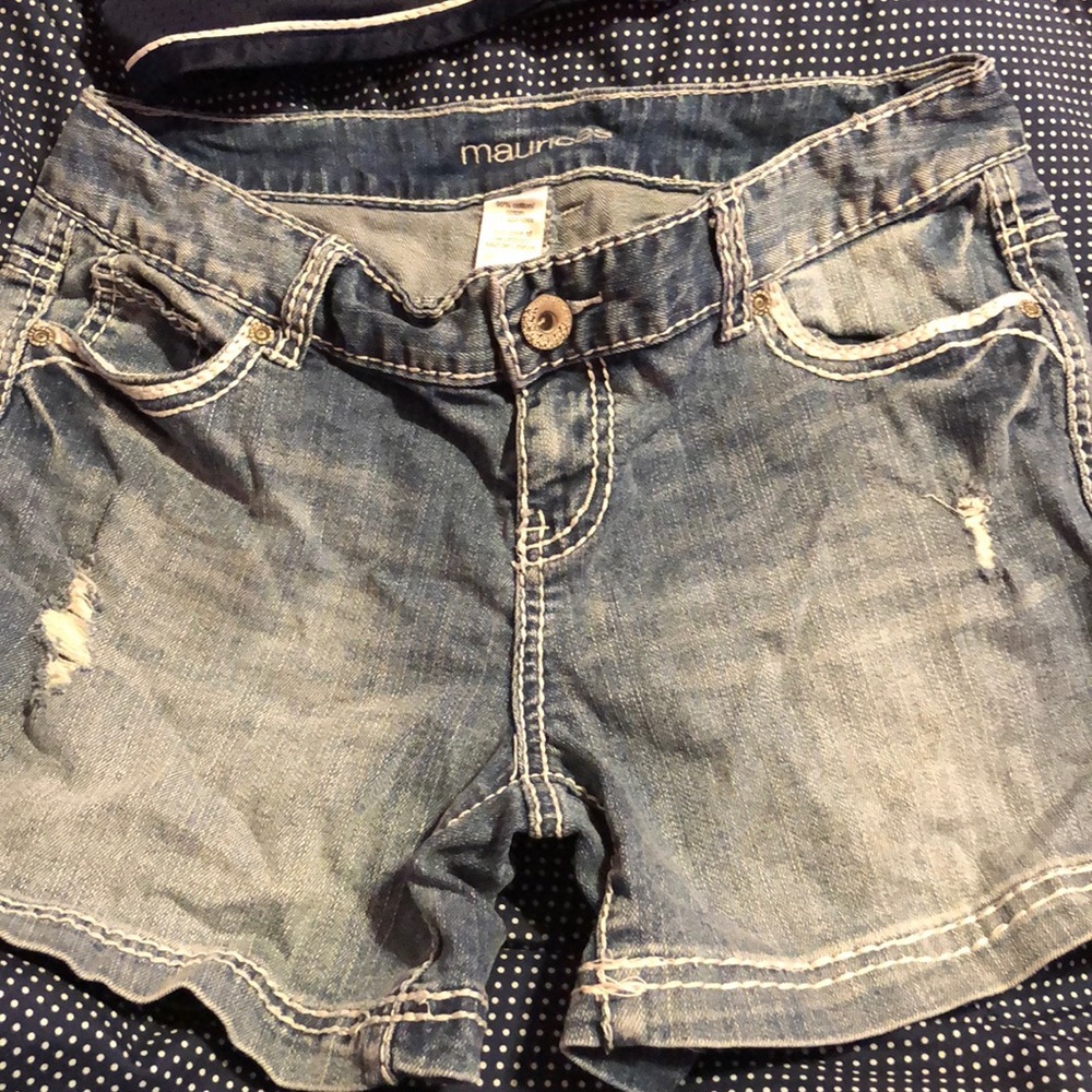 Maurice’s jean shorts size 3/4 worn 1x